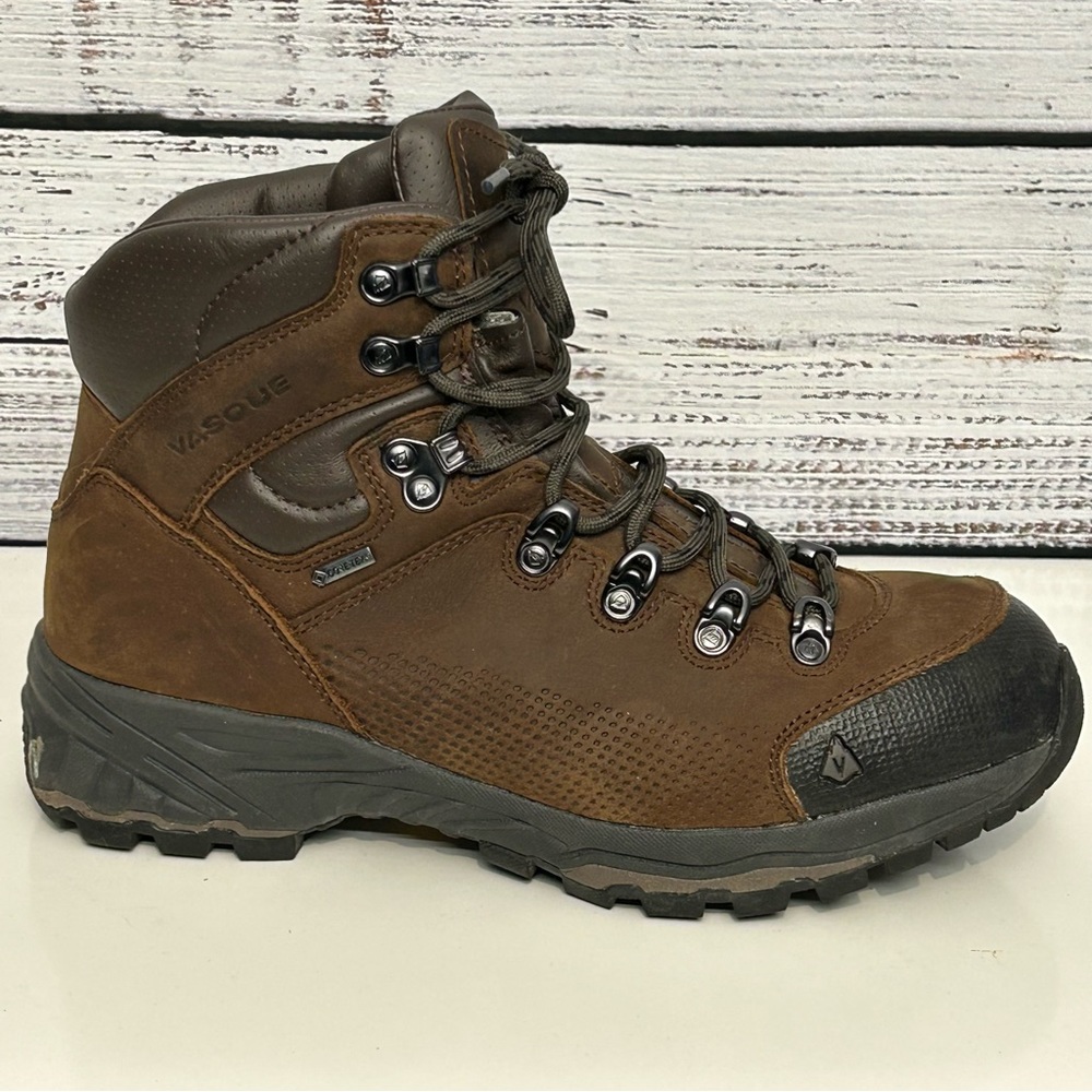 Vasque gortex hiking boots, men’s size 8W